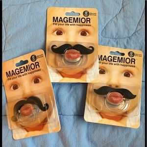 Set of 3 pacifiers